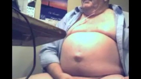 Пидор, работа руками, удар HD Gay movie